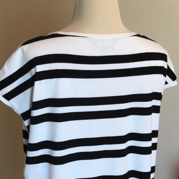 Tommy Hilfiger Size M Navy and White Striped Top - Picture 6 of 8